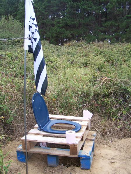 nos latrines